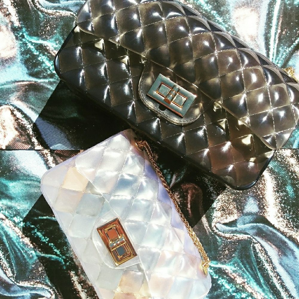 Jelly flap purse